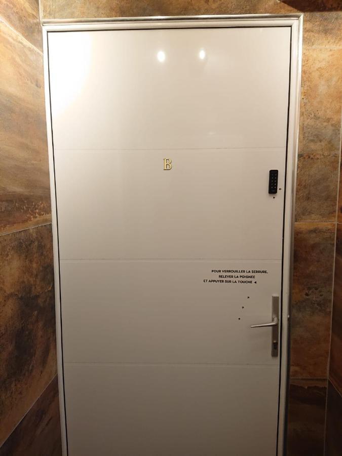 Suite Appart Place Versepuy Chantilly Exteriör bild