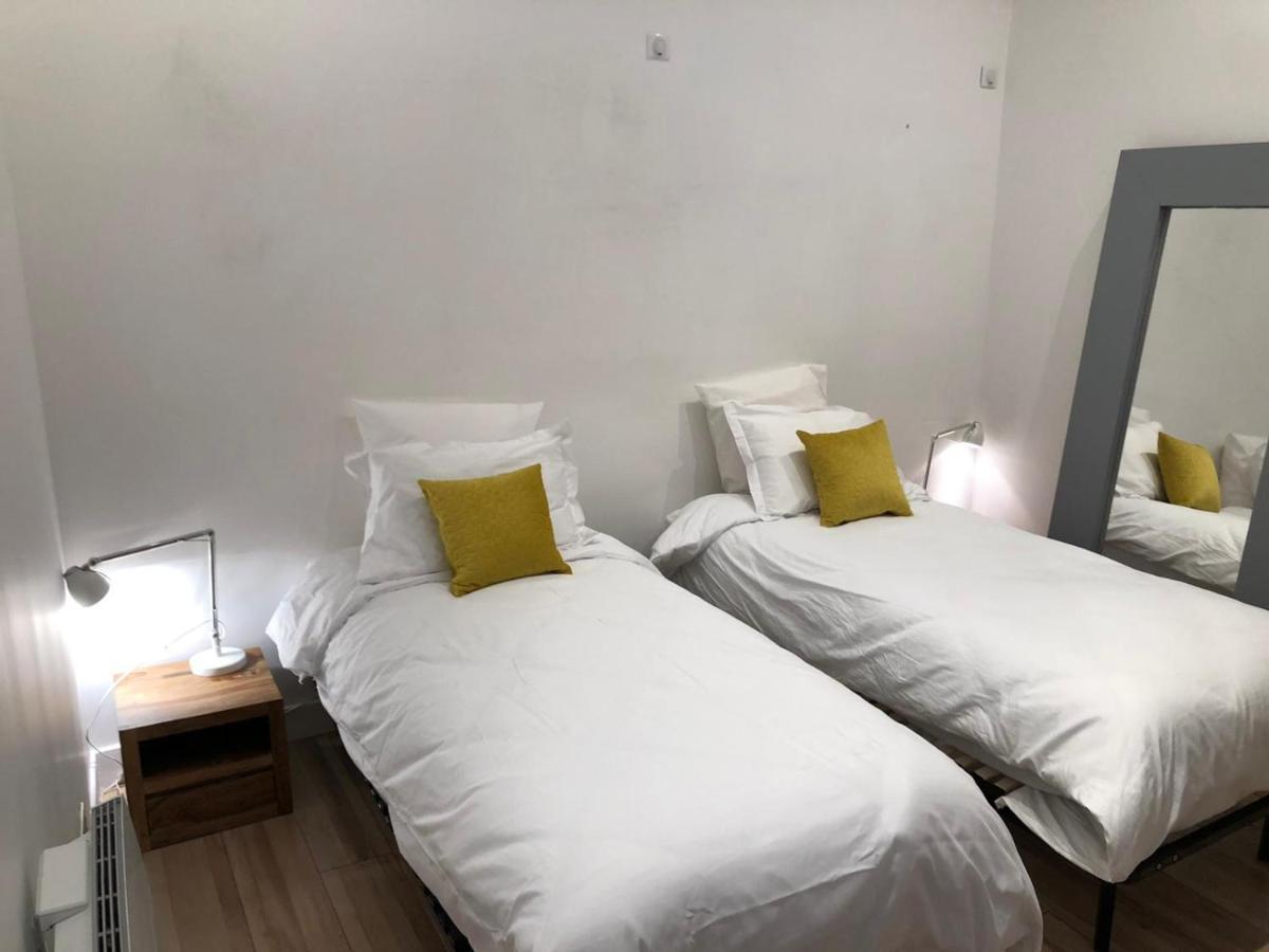 Suite Appart Place Versepuy Chantilly Exteriör bild