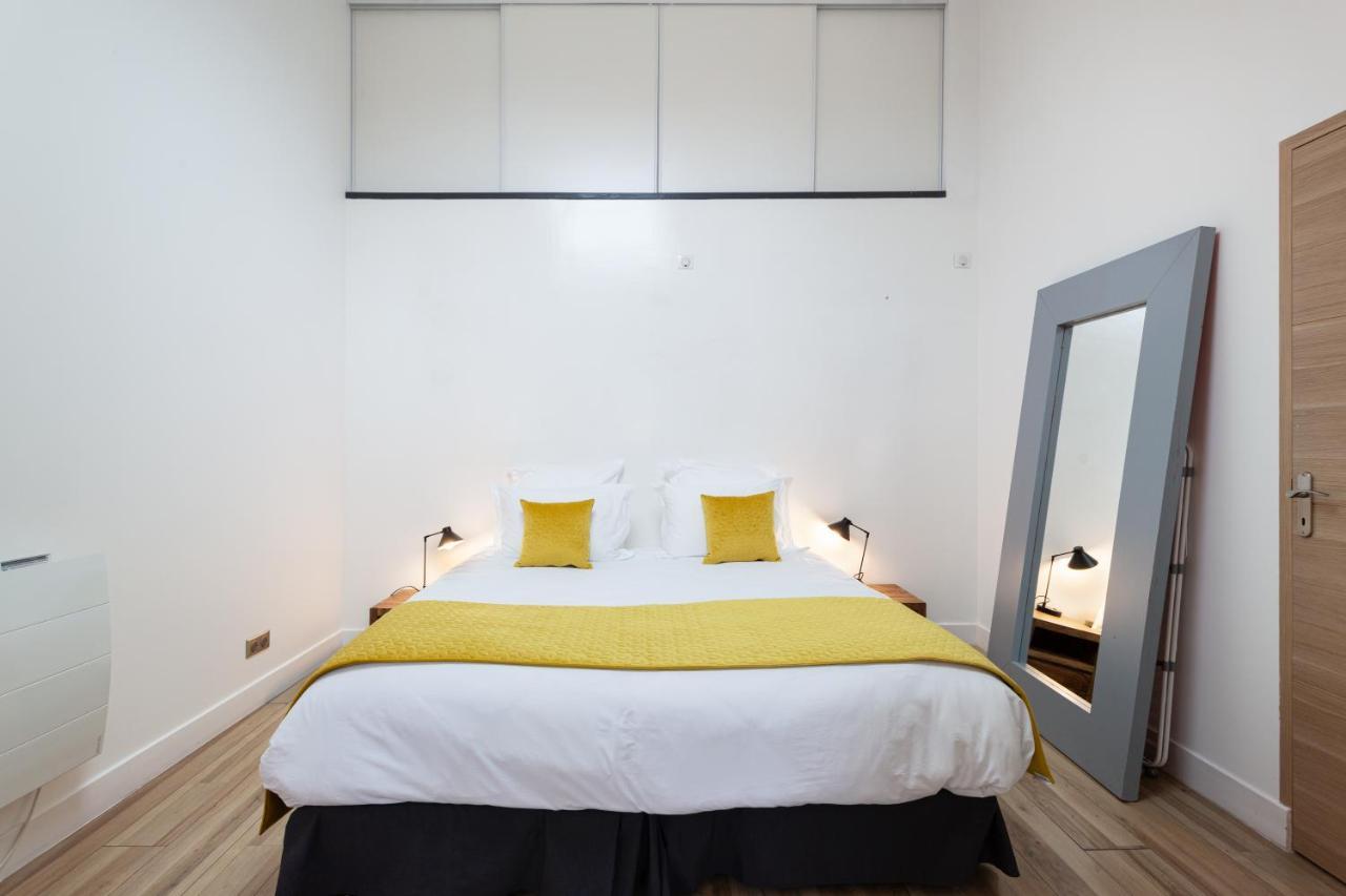 Suite Appart Place Versepuy Chantilly Exteriör bild